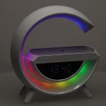 LED svetlo s indukčnou nabíjačkou s rádiom – Obrázok 8