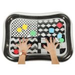 Nafukovacia podložka do vody s kontrastnými čiernymi a bielymi vzormi 65 cm x 50 cm – Obrázok 7