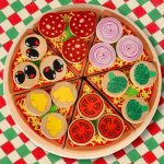 Drevená hracia súprava Pizza s príslušenstvom – Obrázok 8